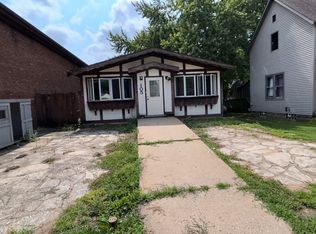 105 N Main St, Cochrane, WI 54622