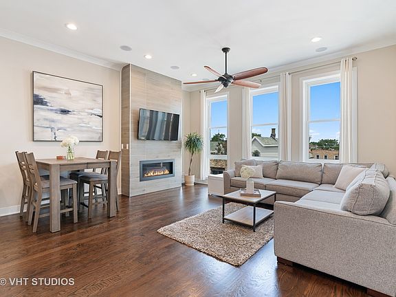 2nd image of 3037 W Belmont Ave #3W