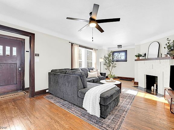 2nd image of 17608 Puritas Ave