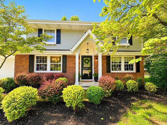 4th image of 4 Claypool Dr