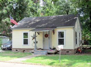 604 Mulberry St, Winnsboro, TX 75494