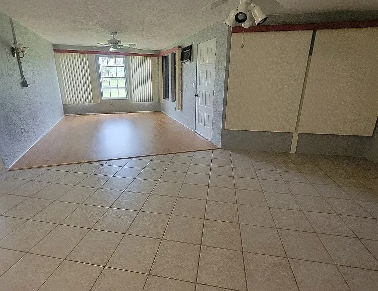 10 Regency Ct — Photo 6
