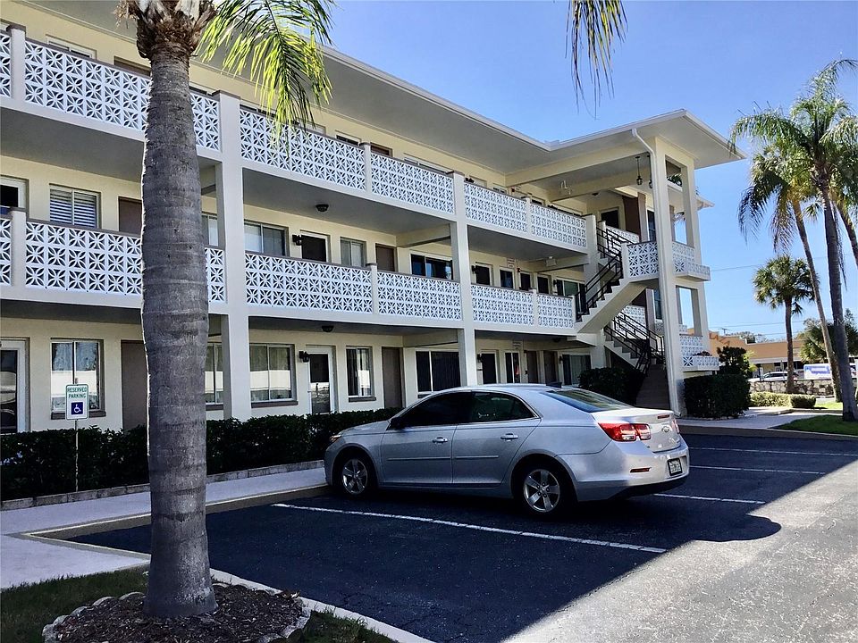 1st image of 1235 S Highland Ave #303