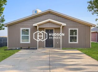2311 Jodi Ln, Gainesville, TX 76240