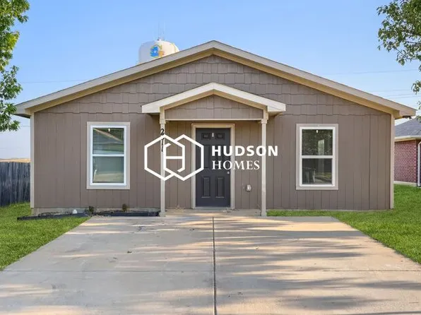 2311 Jodi Ln, Gainesville, TX 76240