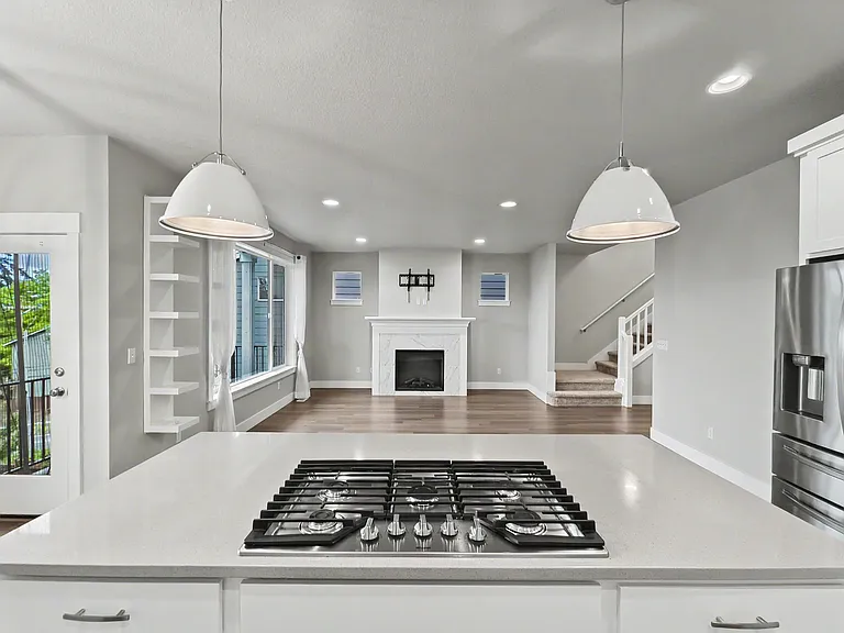 17555 SW Sunview Ln — Photo 10