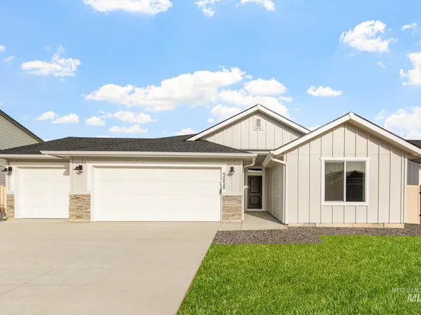 7104 E Marble Springs Dr, Nampa, ID 83687