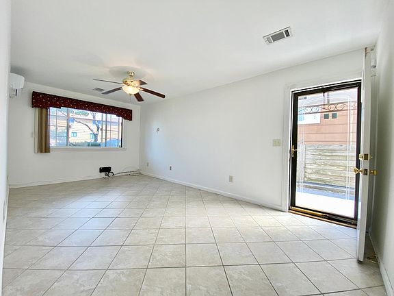 2nd image of 132 Travis Ave Floor 1