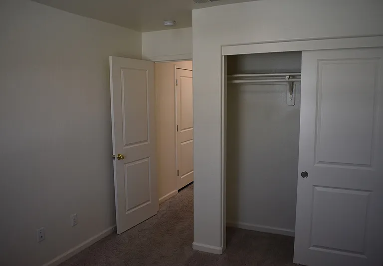 698 Jessie Dr — Photo 19