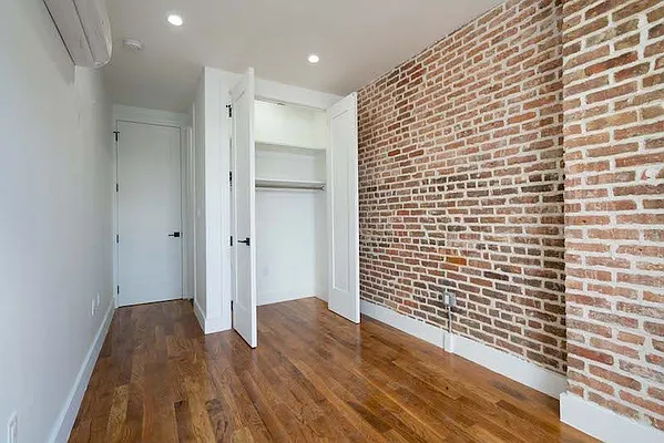 Rented by Brick&Mortar | media 15