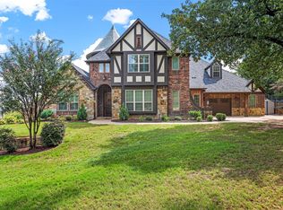1225 Overland Dr, Burleson, TX 76028