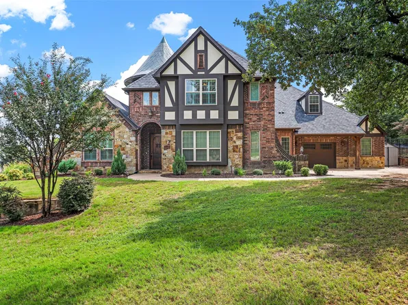 1225 Overland Dr, Burleson, TX 76028