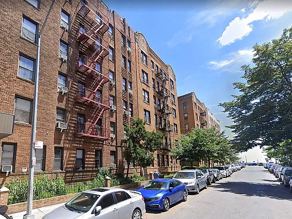 2nd image of 3105 Brighton 3 St #4G