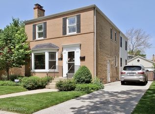 7122 N McAlpin Ave, Chicago, IL