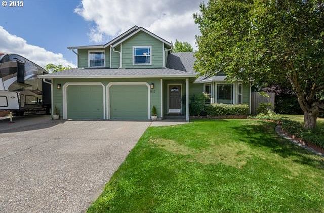 1st image of 802 NE 159th Ct