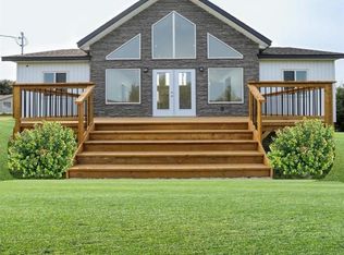 21 Pebble Beach Rd, Arnes, MB R0C0C0