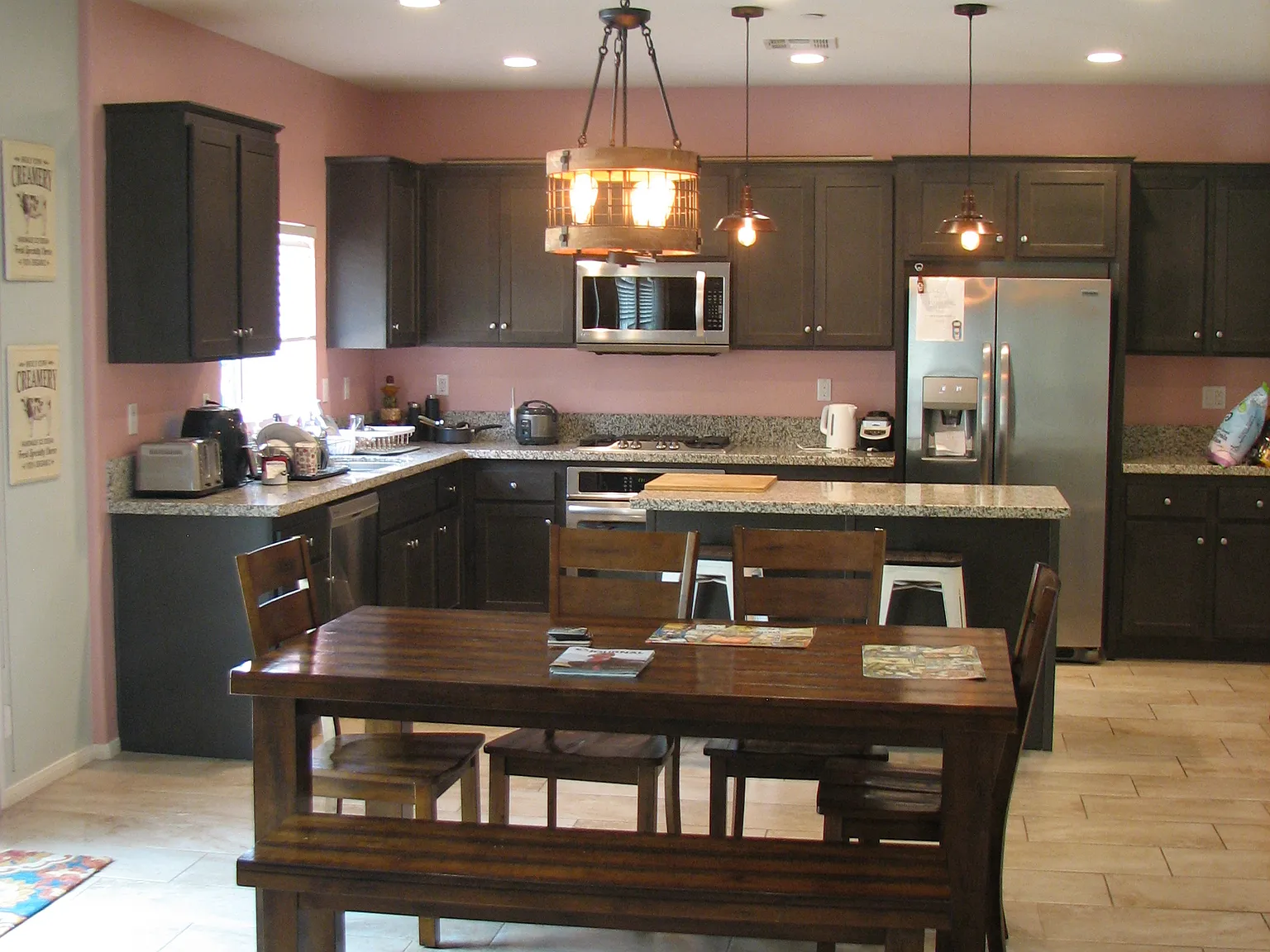 1 bed, 2833 sqft, $1,040 — Photo 2