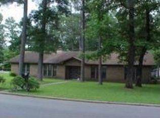 6301 Ridgewood Dr, Pine Bluff, AR 71603