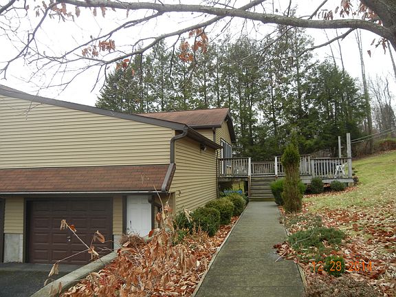 Access to back yard & deck