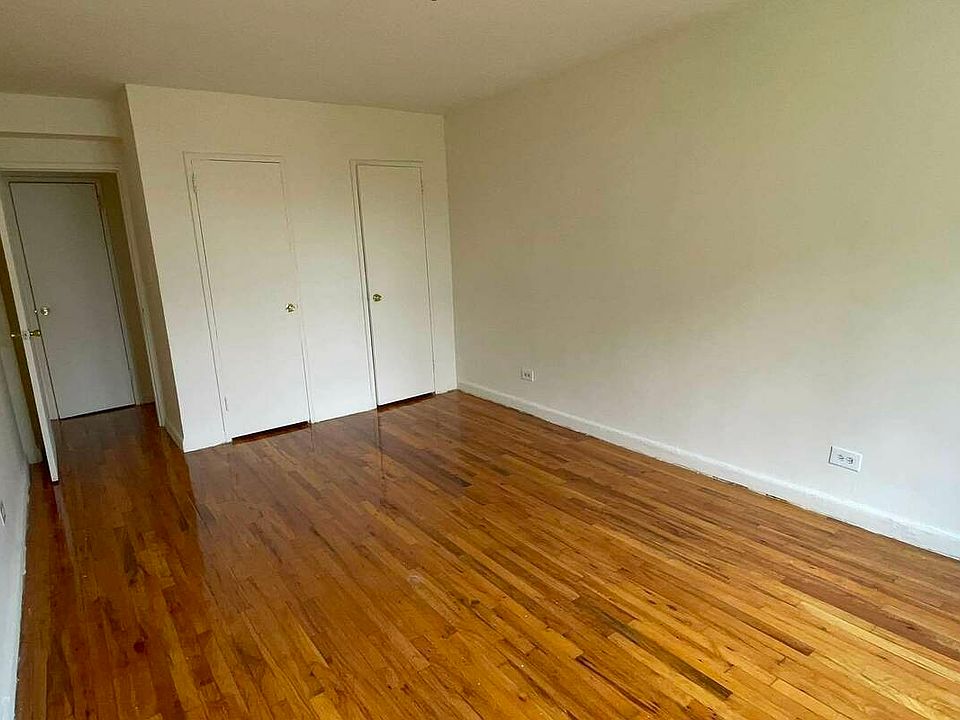 1st image of 8929 163rd St APT 7J