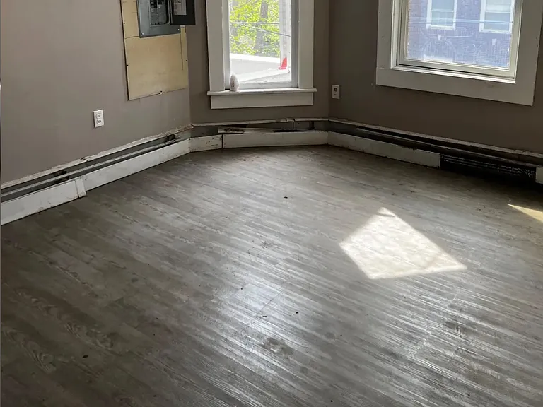 72 Spring St — Photo 16