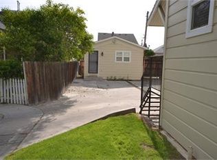 228 N College Ave #232, Fresno, CA