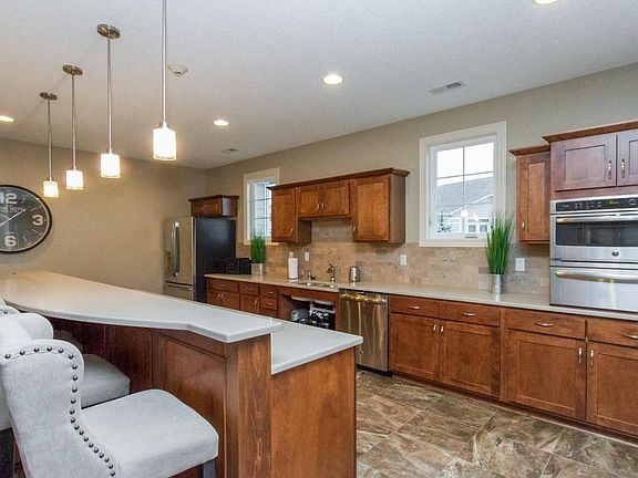 5th image of 3816 NW Greenwood Ln