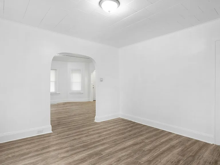 13500 3rd Ave #A — Photo 10