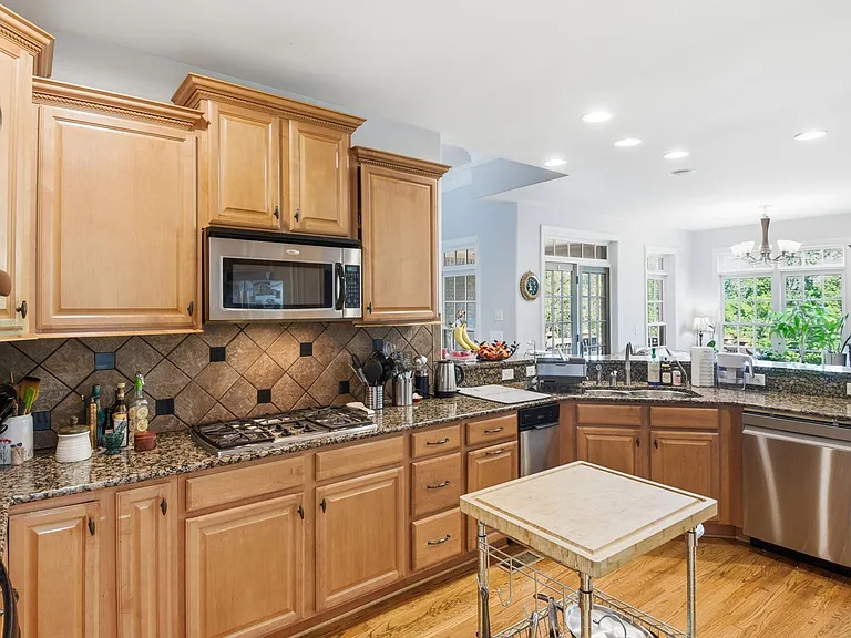23 Sawgrass Ln — Photo 34