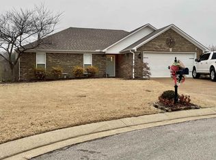 118 Livingston Cv, Medina, TN 38355