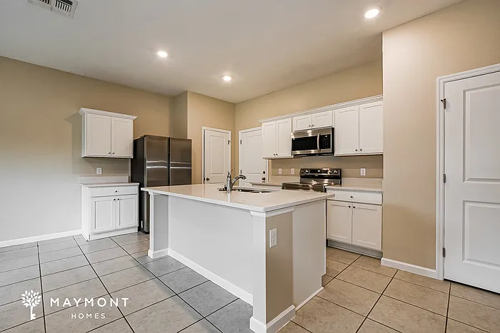 2700 Island Walk Dr — Photo 7