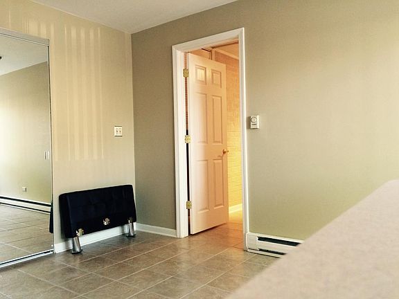 5th image of 310 Lathrop Ave #P-19