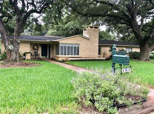 301 Bonham St, Columbus, TX 78934