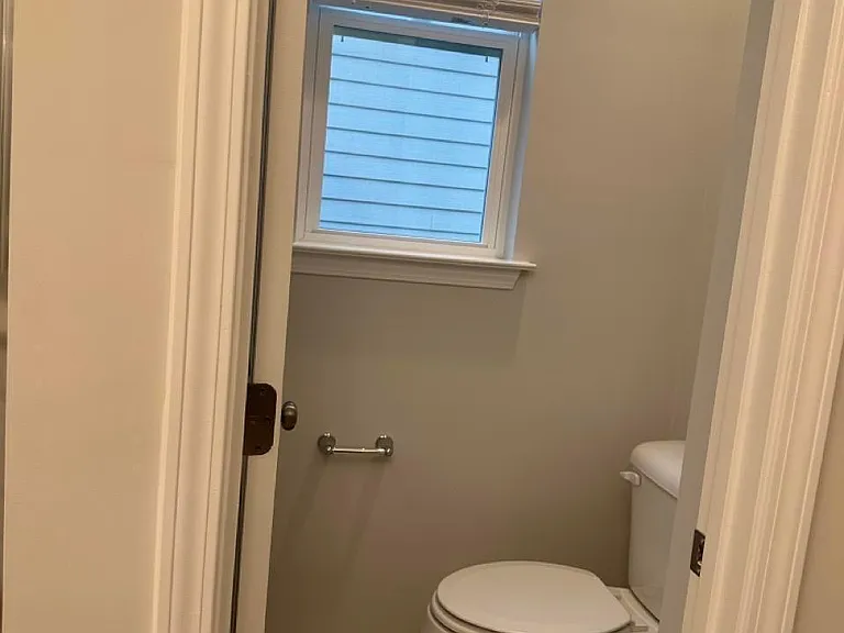 1078 Manorhaven Dr — Photo 18