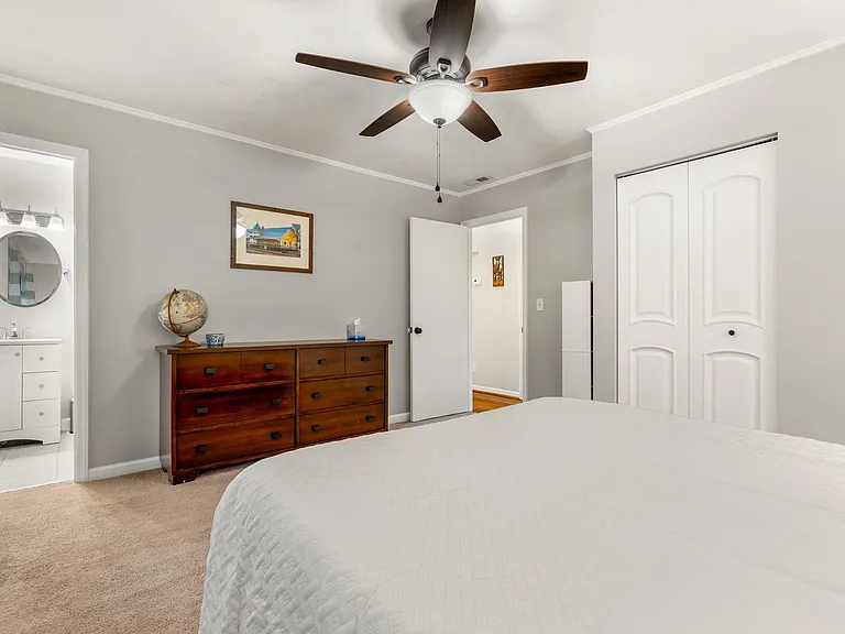 224 Rock Haven Ln — Photo 21