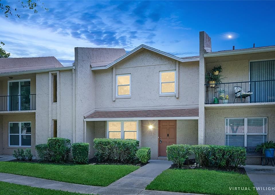 1st image of 912 PARK LAKE CIRCLE #32