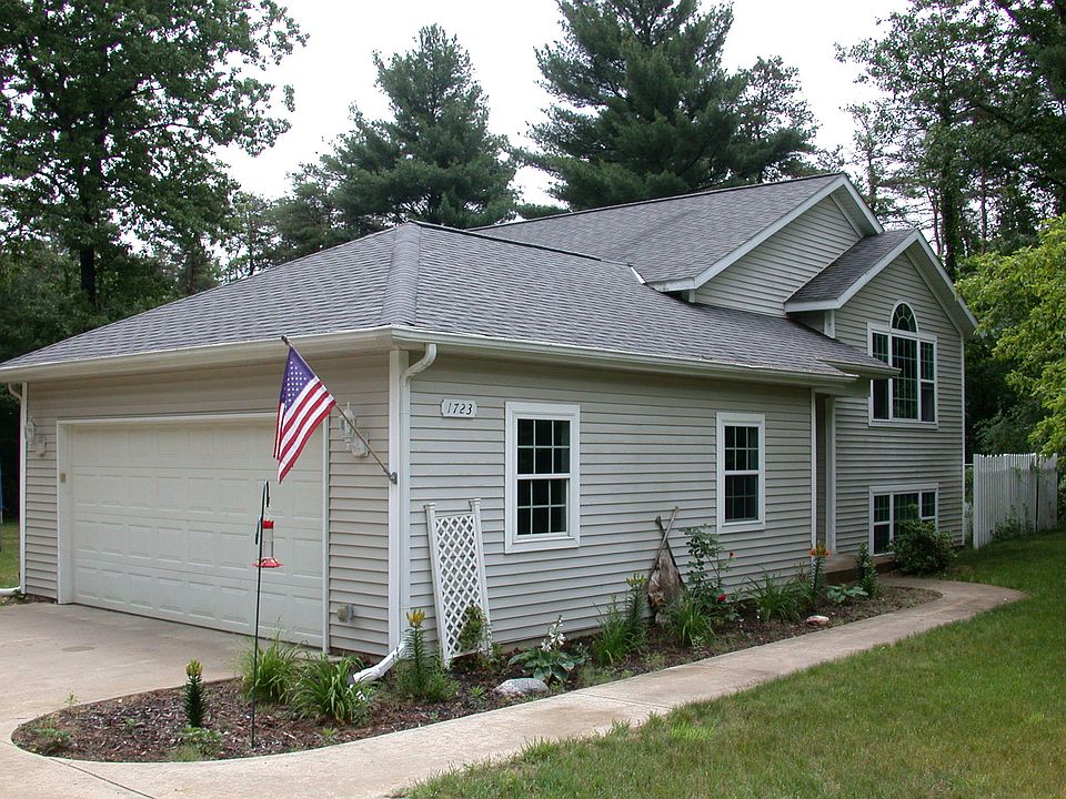 1st image of 1723 42nd St