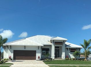 468 Barcelona Ct, Marco Island, FL 34145