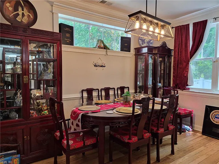 4900 Boyle Ct — Photo 10