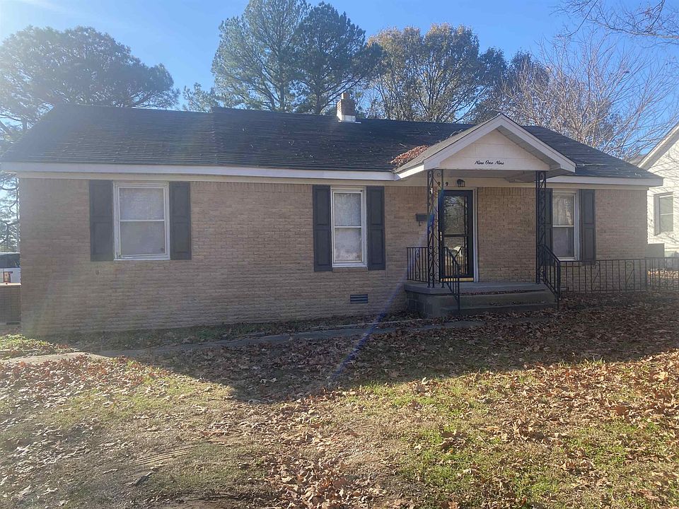 1st image of 919 Shelby Dr