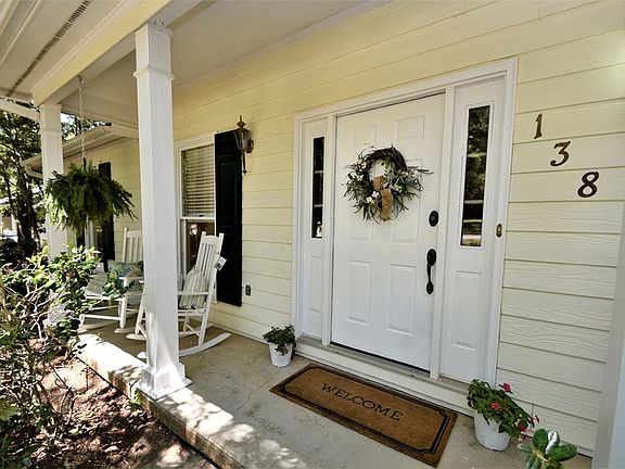 3rd image of 138 Summerwood Way