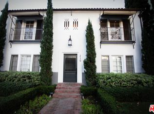 210 S Arnaz Dr, Beverly Hills, CA 90211