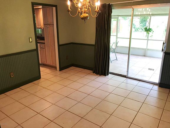 3rd image of 4470 Longbow Dr