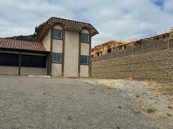 5th image of 28450 6th St #2