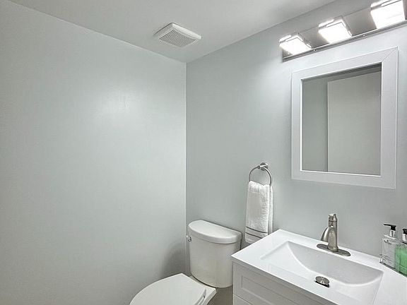 4th image of 15000 Eardley Ct #282-A