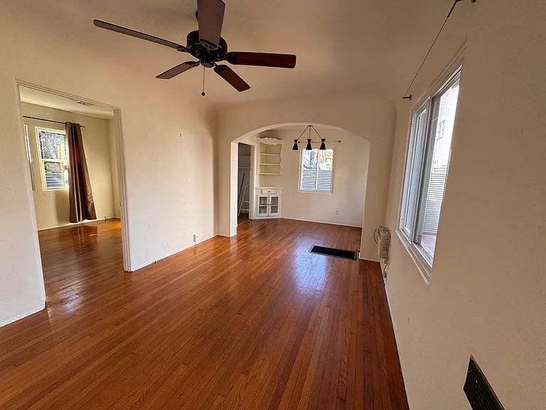 134 Juniper St — Photo 9