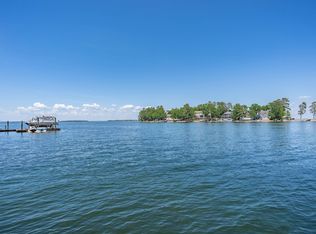 301 Harbor Heights Dr APT 13A, Lexington, SC 29072