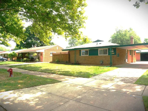 32138 Saint Annes Dr, Warren, MI 48092