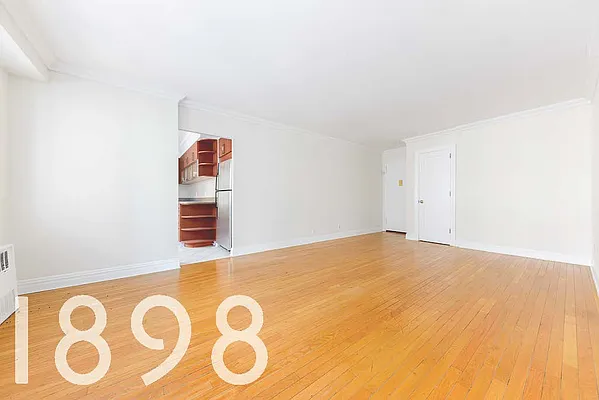 Rented by A&E Real Estate Management | media 7