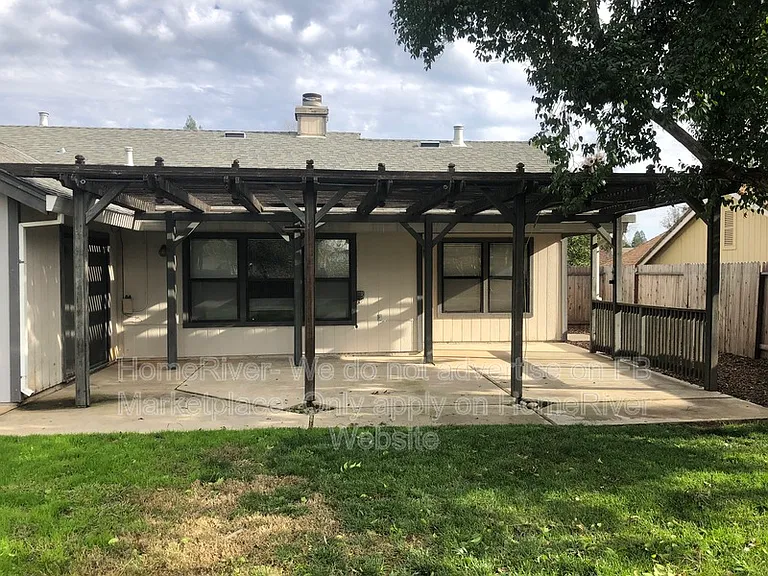 1519 Pine Valley Cir — Photo 13